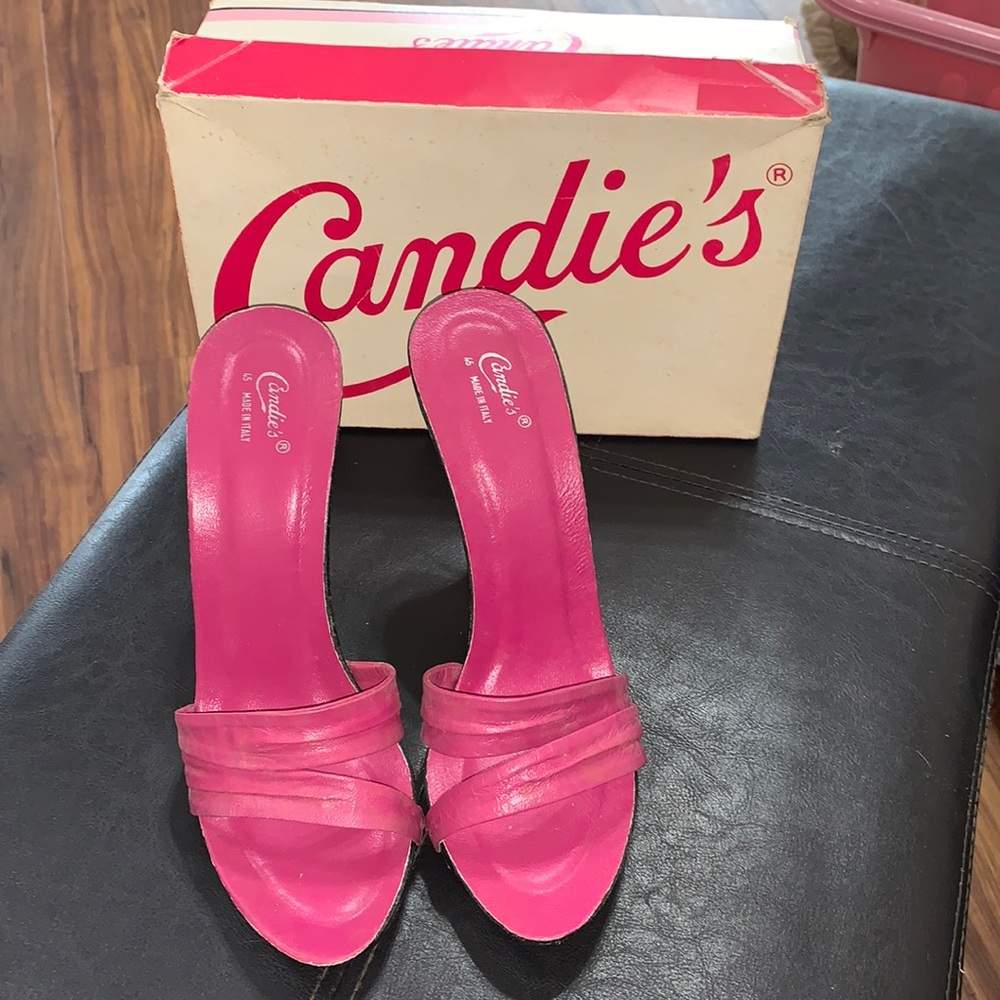 Vintage 1980’s Candie’s fuchsia pink open toe heels